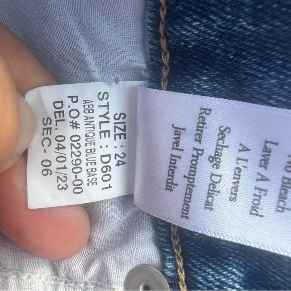 Frank and Eileen Cork Everyday Blue Denim Jeans Straight Crop Raw Hem size 24